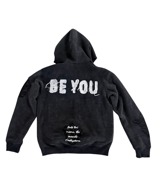 (PRE ORDER) BE YOU ZIP UP